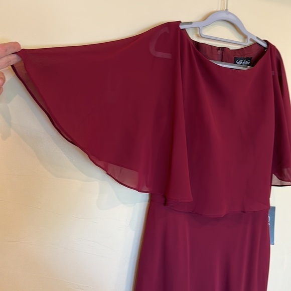 NWT La Femme Chiffon Gown special occasion maxi Garnet color Women’s Sz 8 - Picture 6 of 15